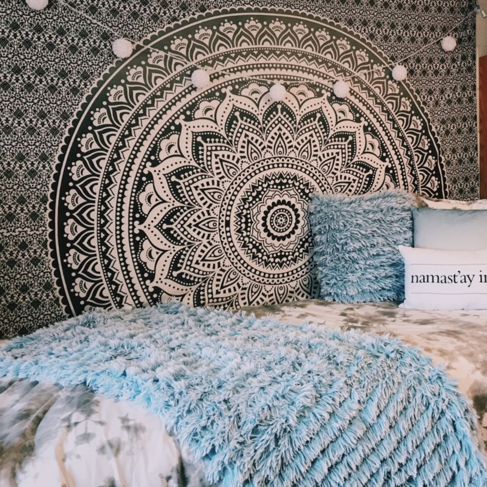 Ruffled Shag Throw Blanket